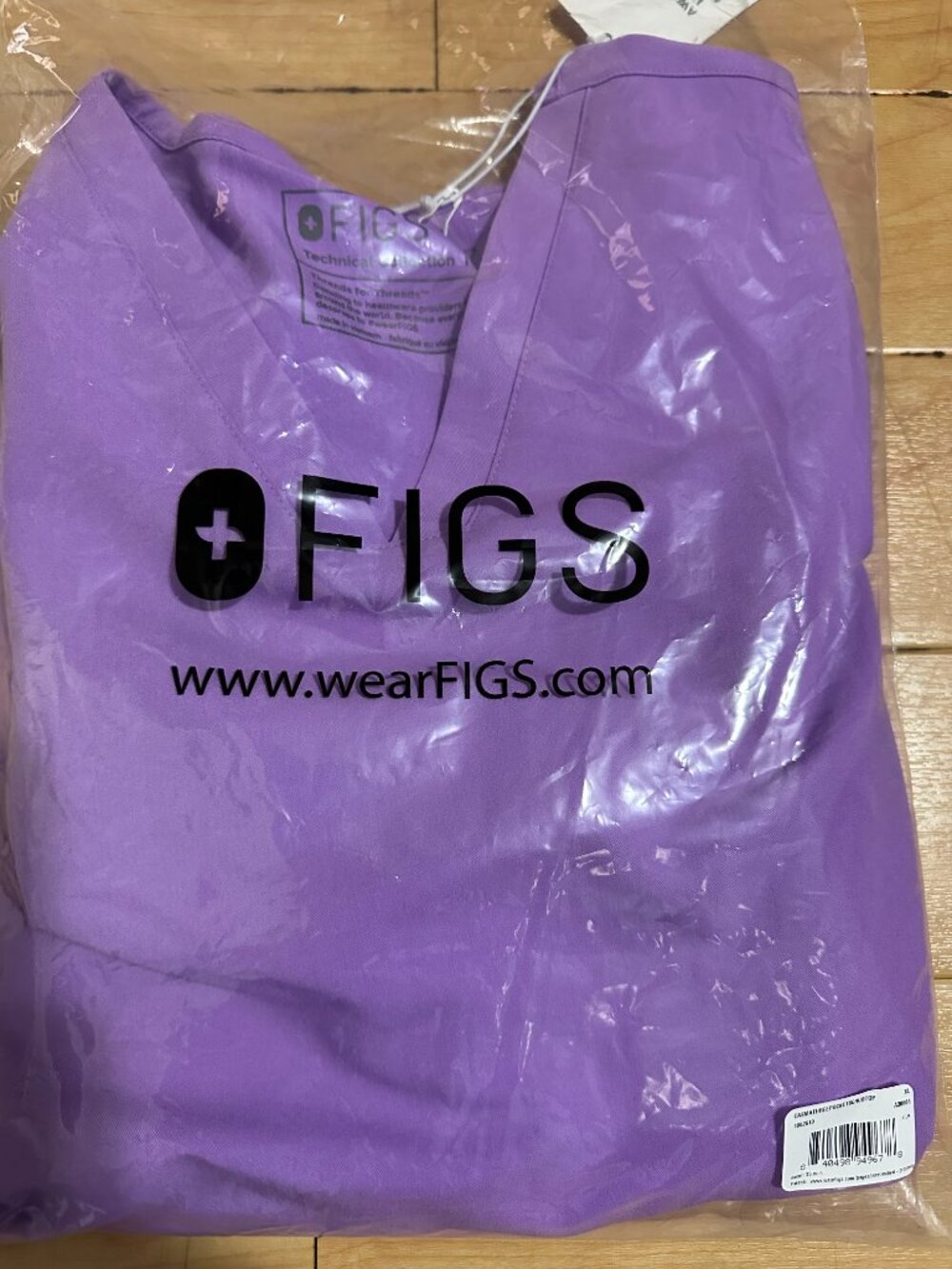 Figs Wild Iris Casma Scrub Top - Picture 2 of 6